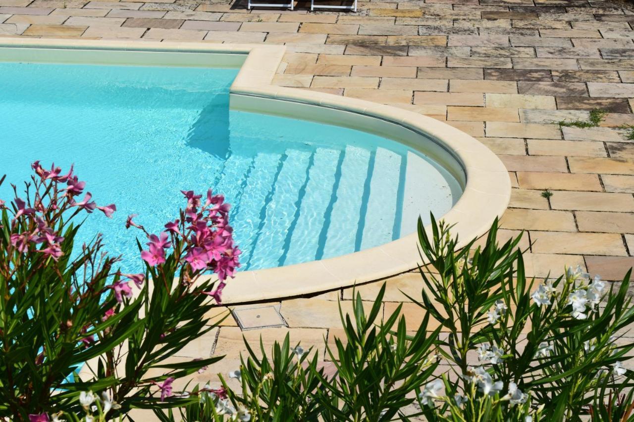 Borghetto Country Apartments Saludecio Exterior photo