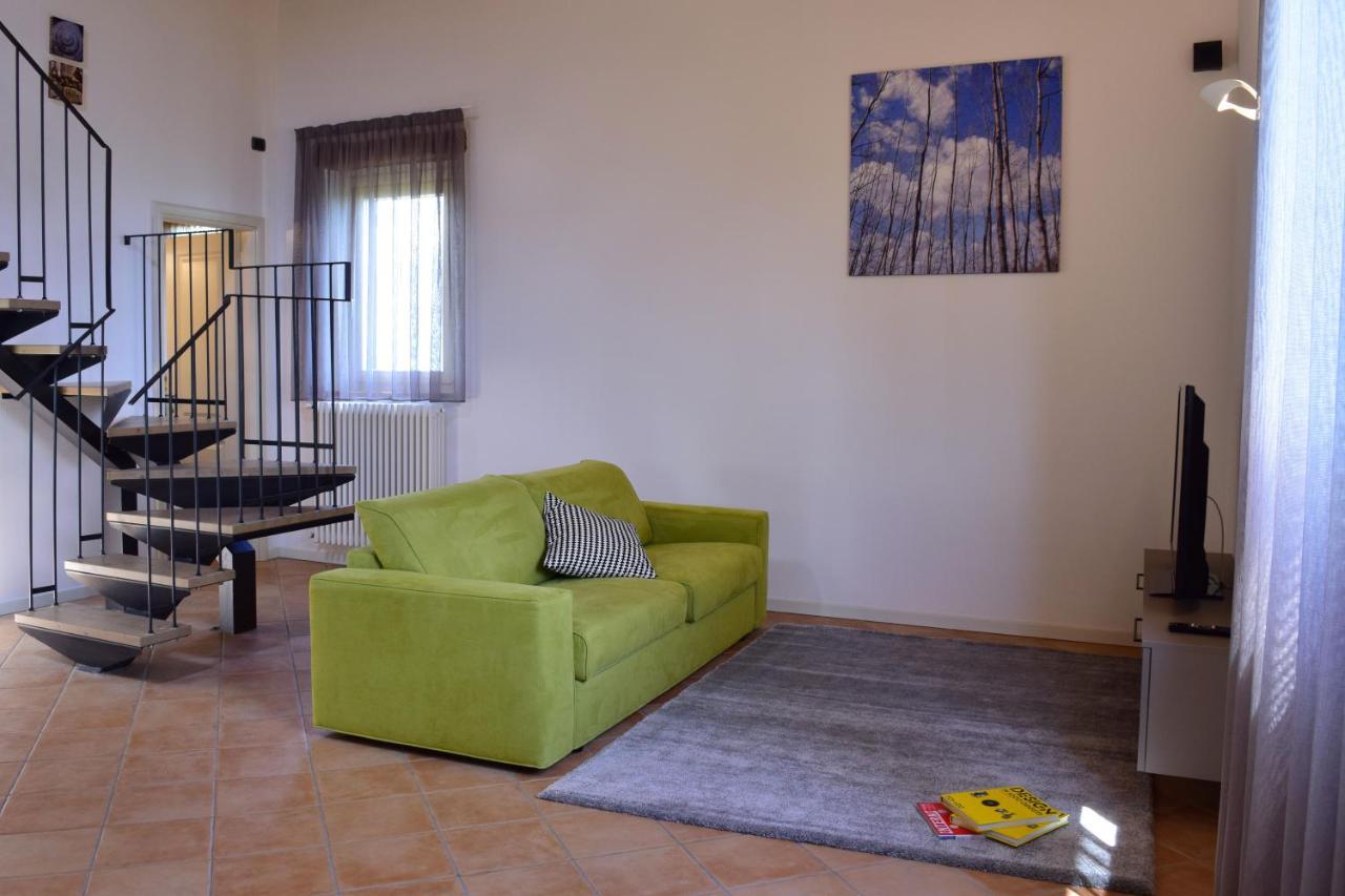 Borghetto Country Apartments Saludecio Exterior photo